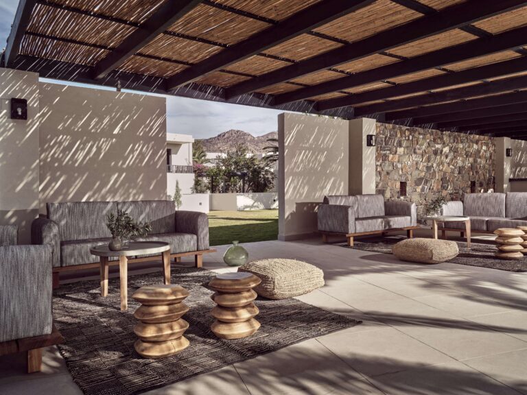 Mare Mare, Pool & Lounge Bar