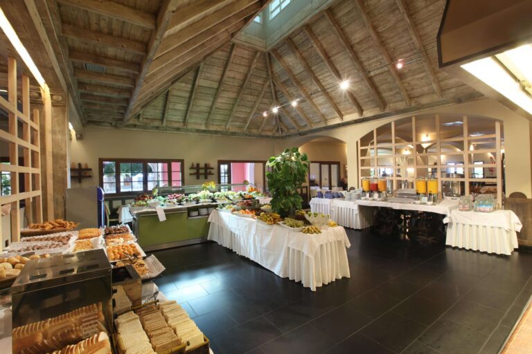 Restaurant "La Plaza"