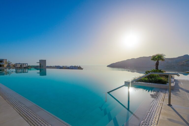 Infinitypool