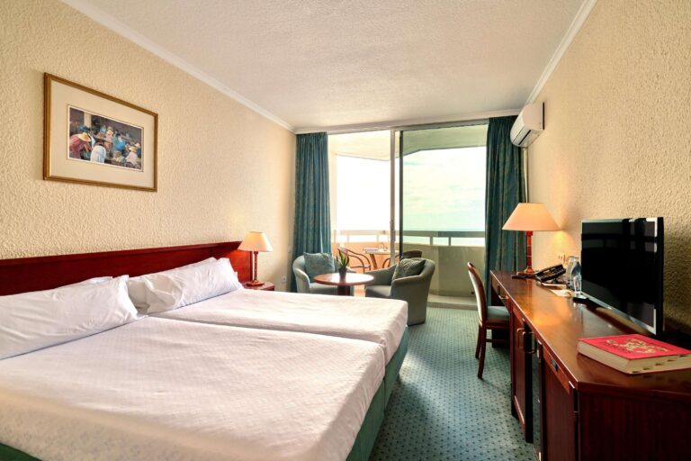 Wohnbeispiel Standard Room with sea view