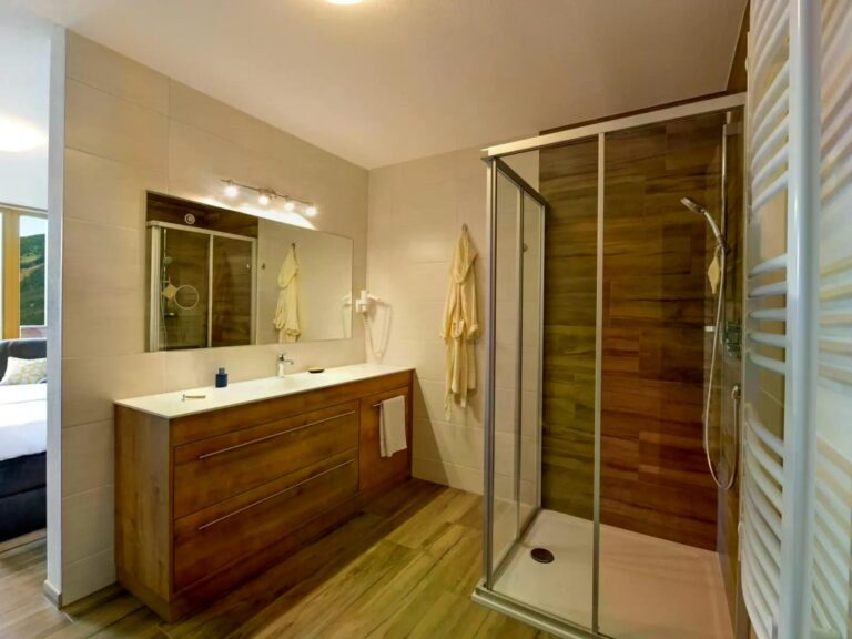 Doppelzimmer Typ 1 Badezimmer