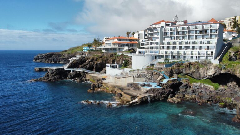 a479460e-db02-4259-8c0b-82dcad3fd2d7