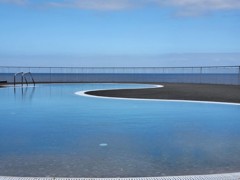 f493f4db-6512-4199-97aa-b7a4e084d728