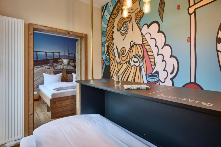 Wohnbeispiel 3-Bett-Zimmer mit optisch getrenntem Bett