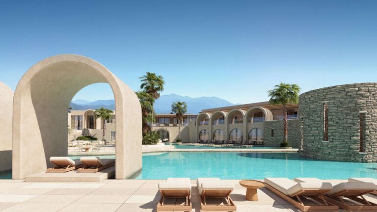 Außenansicht mit Pool (Modellbild) (2)