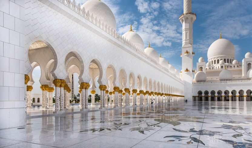Sheikh Zayed Moschee beeindruckt nicht nur mit ihrer Größe