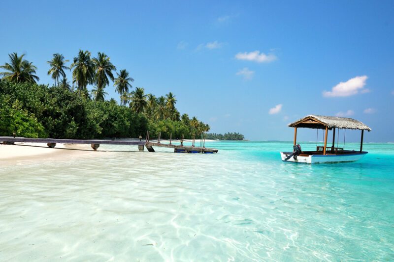 Glasklares Wasser auf den Malediven