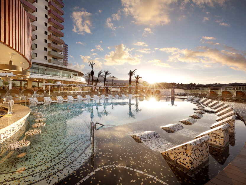 Hard Rock Hotel Tenerife