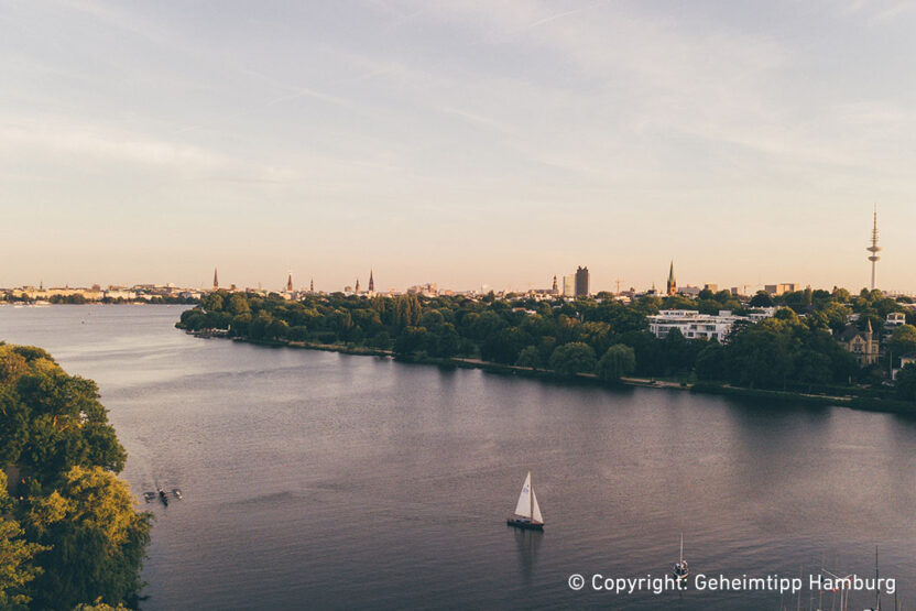 1057x705_Luftaufnahme Außenalster