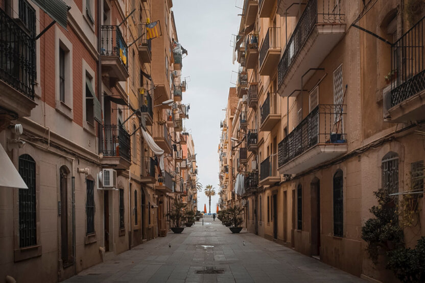 Urige Gassen in der Altstadt Barcelonas