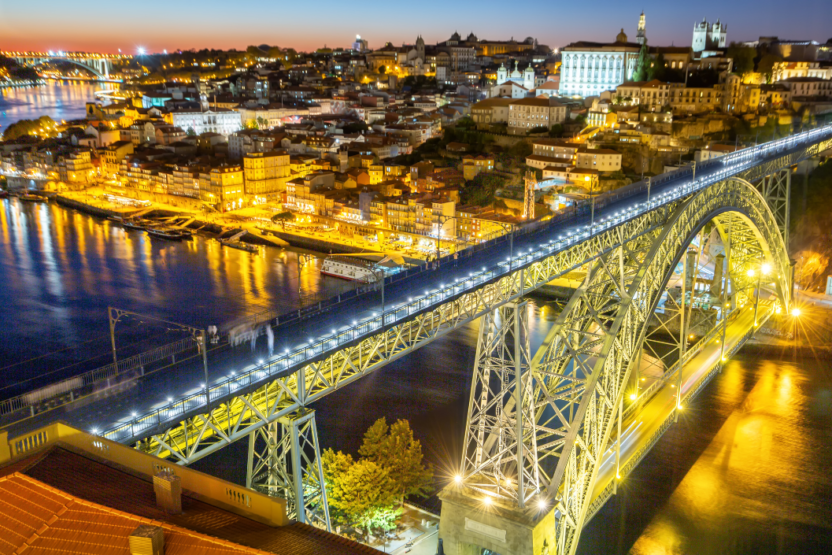 Ponte Luís I bei Nacht