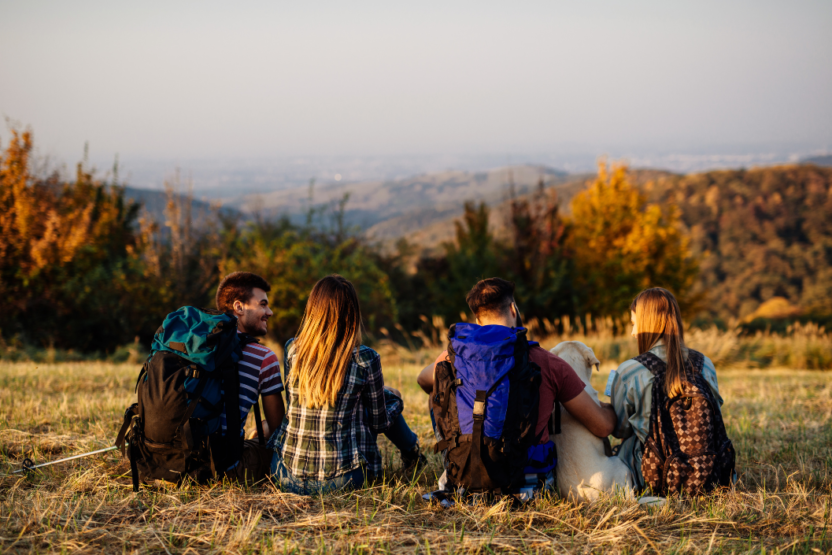 Wandern mit Freunden für mehr Social als Smartphone